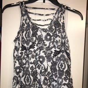 patterned tank top